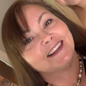 Meet your Posher, Rhonda